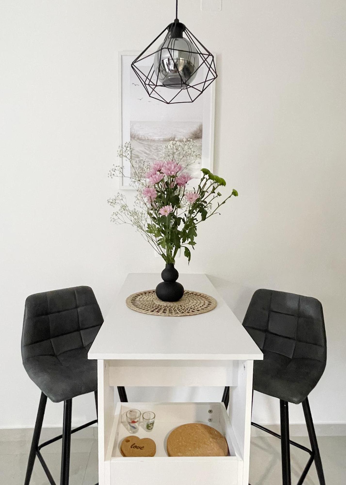 Cozy With Terrace + Free Parking Opatija